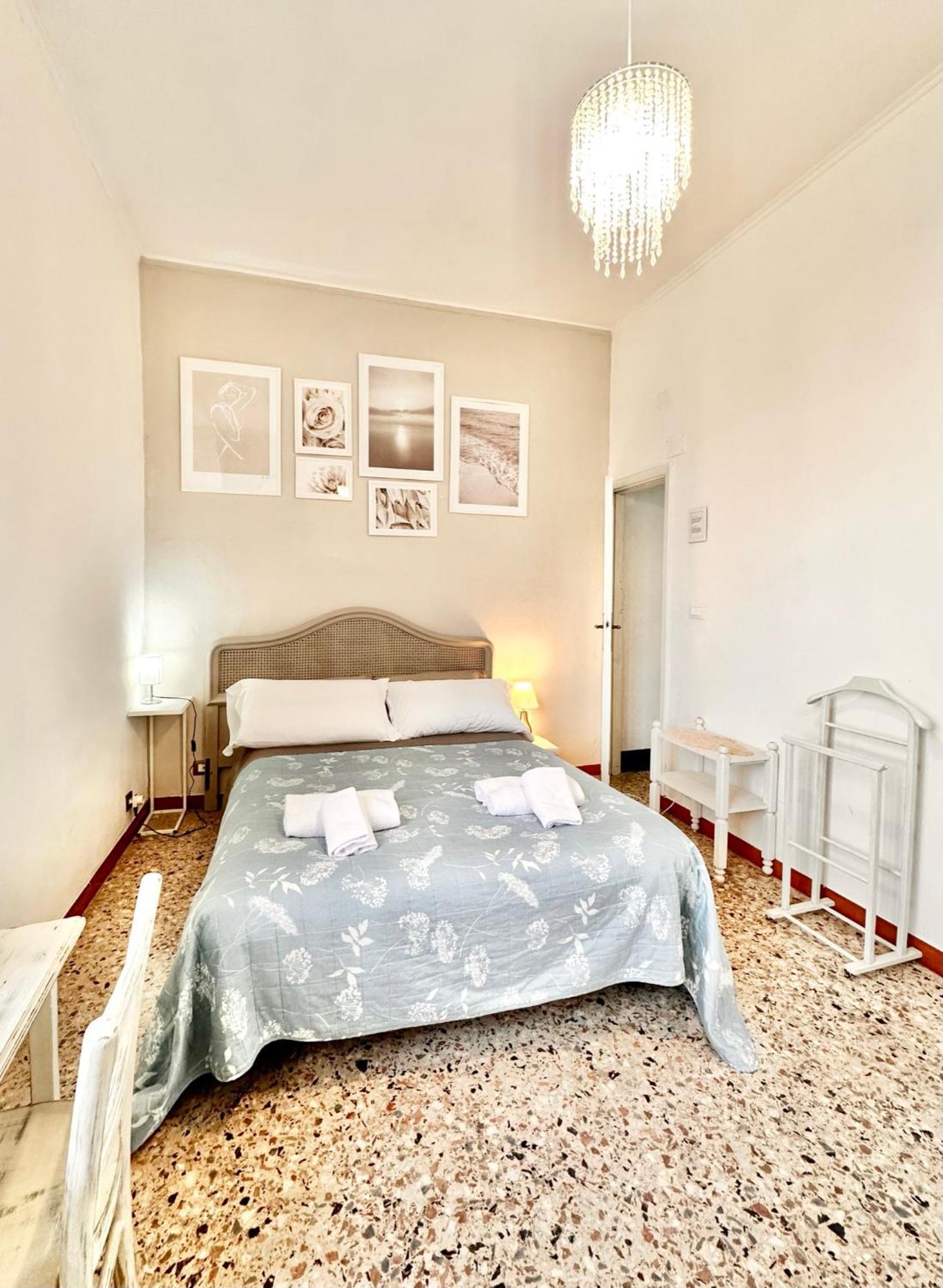 Vivi La Mia Liguria - Casa D'Arte E Vacanze - Big Apartment With Free Parking Finale Ligure Luaran gambar